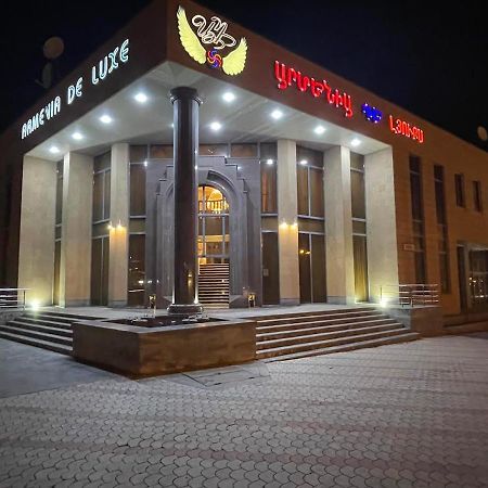 Joy Hotel Apartament Erywań Zewnętrze zdjęcie